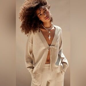 🔥 Free People Beach cardigan in oatmeal heather or beige cotton size M